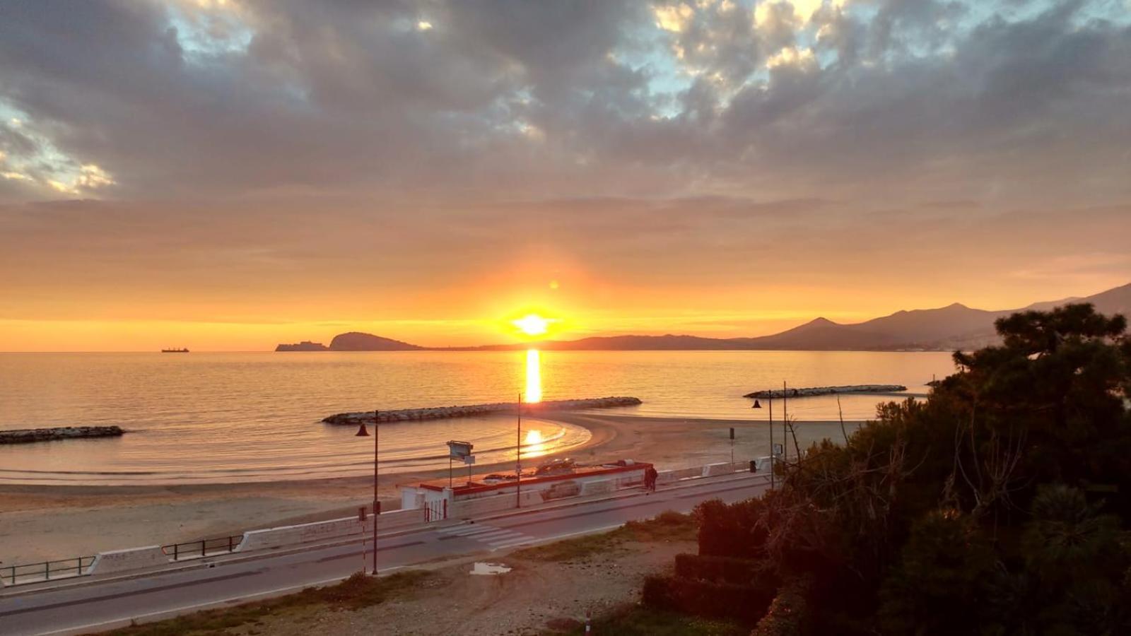 Apartament Bordoriva Formia Zewnętrze zdjęcie